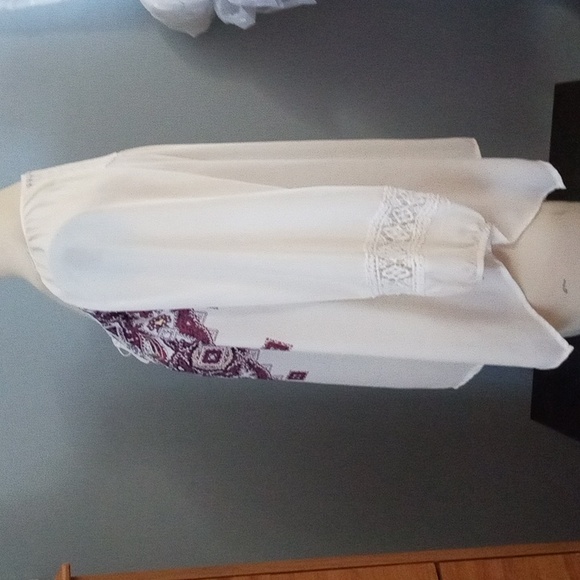 Jolt blouse - Picture 2 of 8